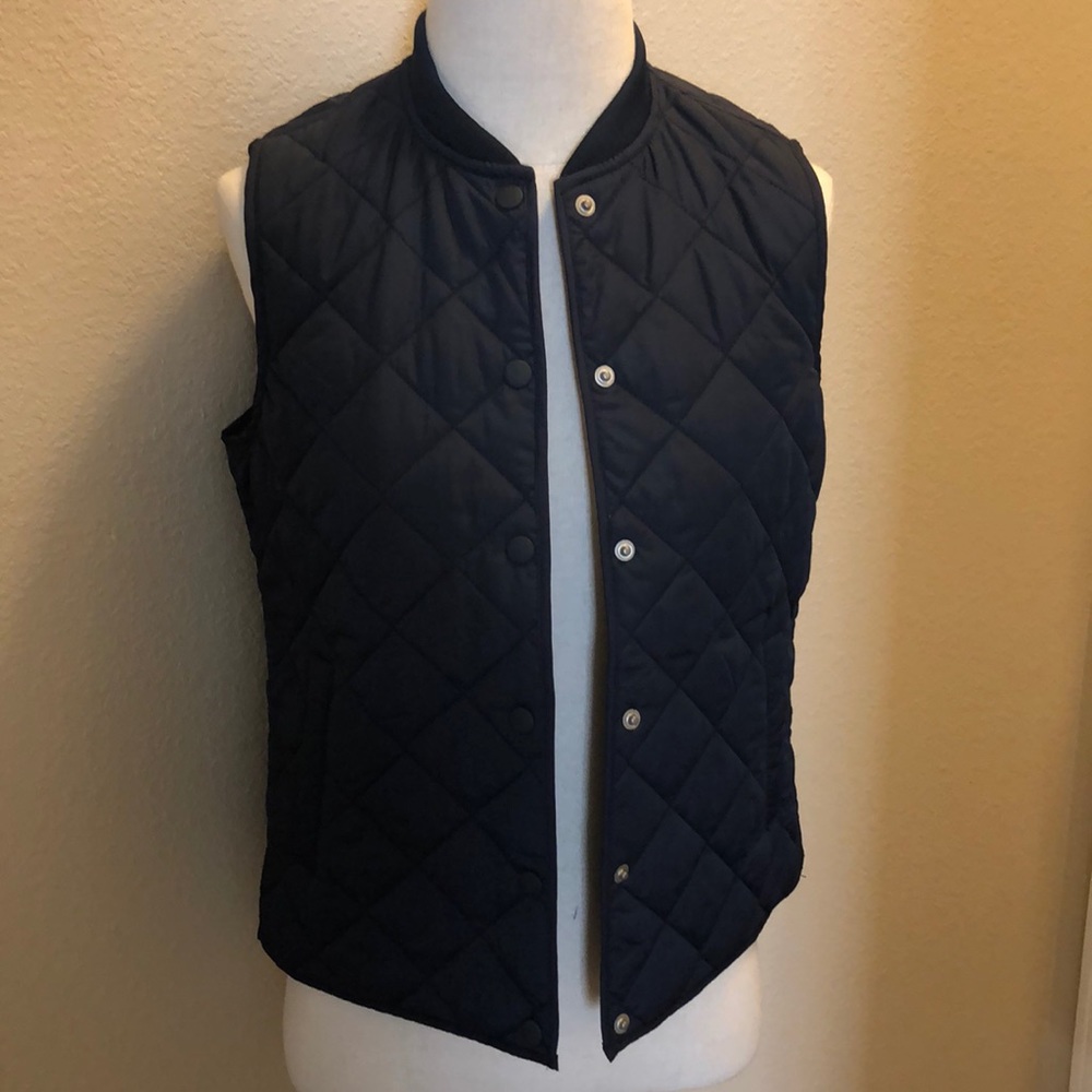 Gap quilted vest